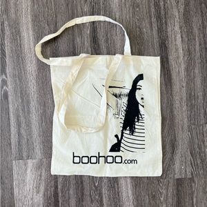 Boohoo Tote Bag